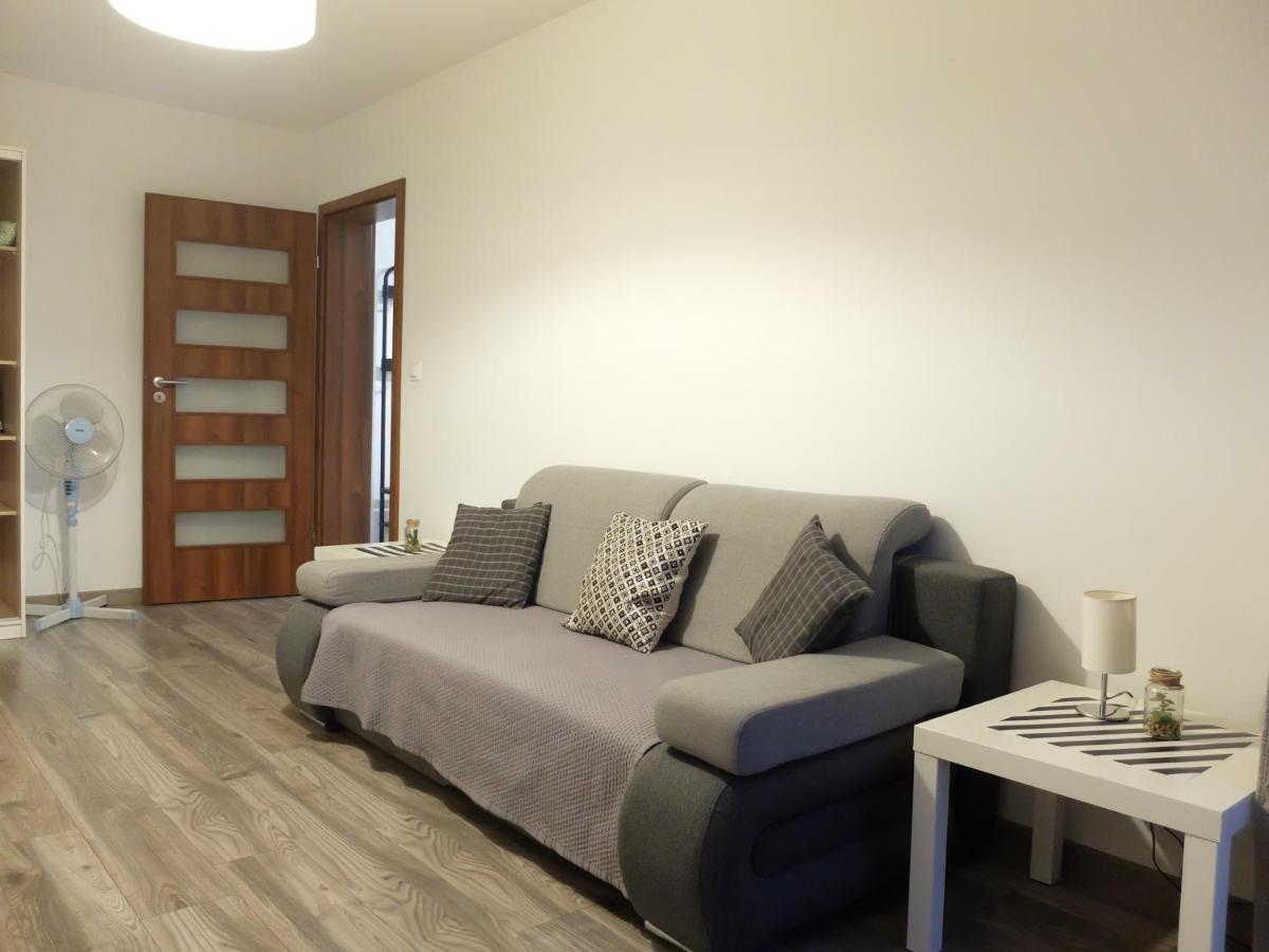 Pixel White Apartment *