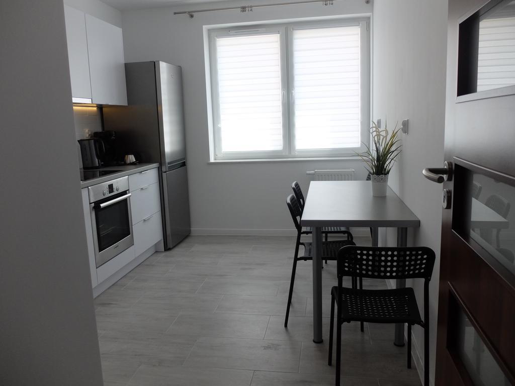Apartment Pixel White *